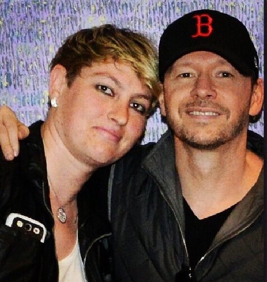 ElaHall617's tweet photo. 6 YEARS AGO! What a fun day in #Berlin #Germany at the @NKOTB #IntimateGathering ❤️🇩🇪❤️ #WaldorfAstoria https://t.co/ffzT5DQ9aW