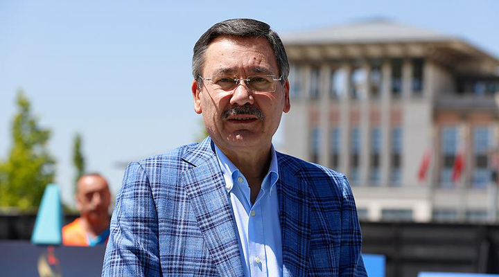 BirGun_Gazetesi's tweet photo. Gökçek’in Hacı Bayram ilgisinin nedeni ortaya çıktı: Tarihi binaları eşinin vakfına tahsis etmiş
https://t.co/2QgJBakdJN https://t.co/2EN9xg3Pxh