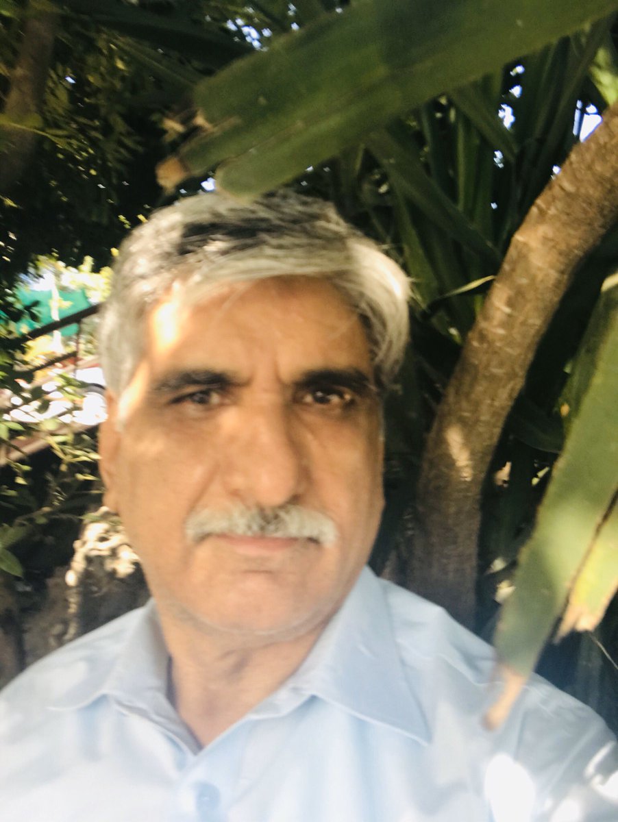 AsmatullahNiazi's tweet photo. Second hair cut at home #lockdownexperiences https://t.co/Zi2oNUPFEz
