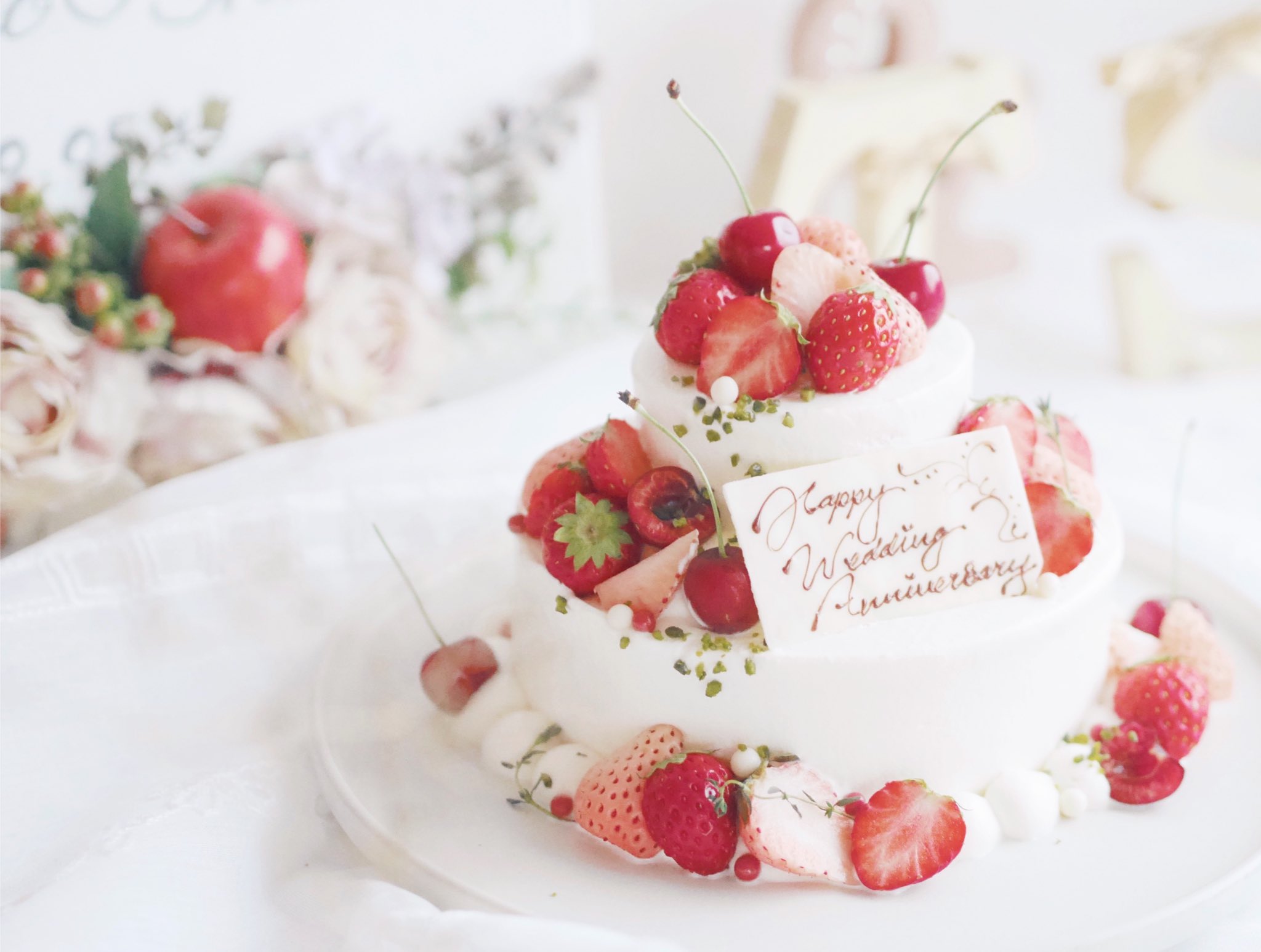 S H I O R I 自分で自分のウエディングケーキを作るのって 憧れだったりしませんか 結婚式から昨日でちょうど１年の ちっちゃな手作りウエディングケーキ お菓子作り Cotta ウエディングケーキ T Co 1tpljavqww Twitter