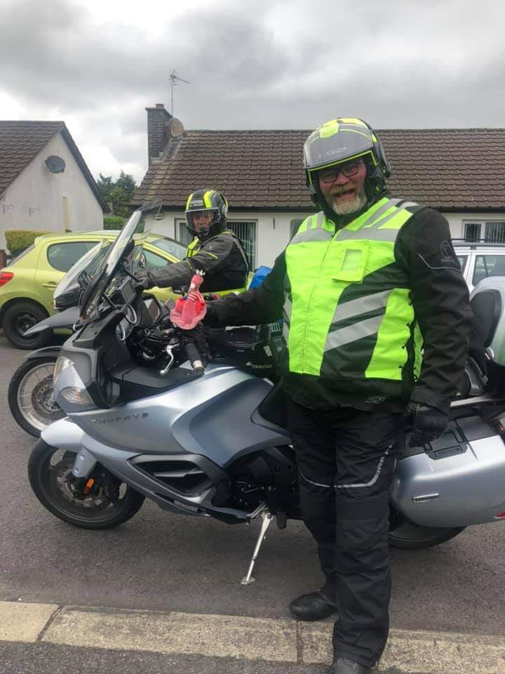 TeamVBG's tweet photo. PPE & PPE is the order of the day and of course the #PPE FIFI flamingo at one of our scrubs makers pickup point ! As we said we will be here as long as needed and we are still delivering those urgently required #perscriptions! 🏍 #teamvbg https://t.co/2xvqgVEmqo #vetted #riders https://t.co/4m4p8Plsrf