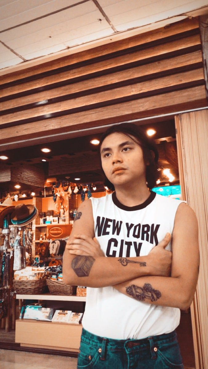 MAH4OFSPADES's tweet photo. blaster is a type of boyfriend that will never be your boyfriend https://t.co/EI1xI2CR2N