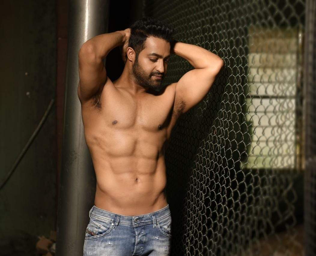 chakravarthy079's tweet photo. one and only all-rounder in south Indian film industry.we grew up by watching your movies. Love you forever @tarak9999 Anna.. We have celebrated your birthday in our village Anna... Wish you very very very happy birthday and hope you will have great year ahead #HappyBirthdayNtr https://t.co/VdP3GpaJ2Q