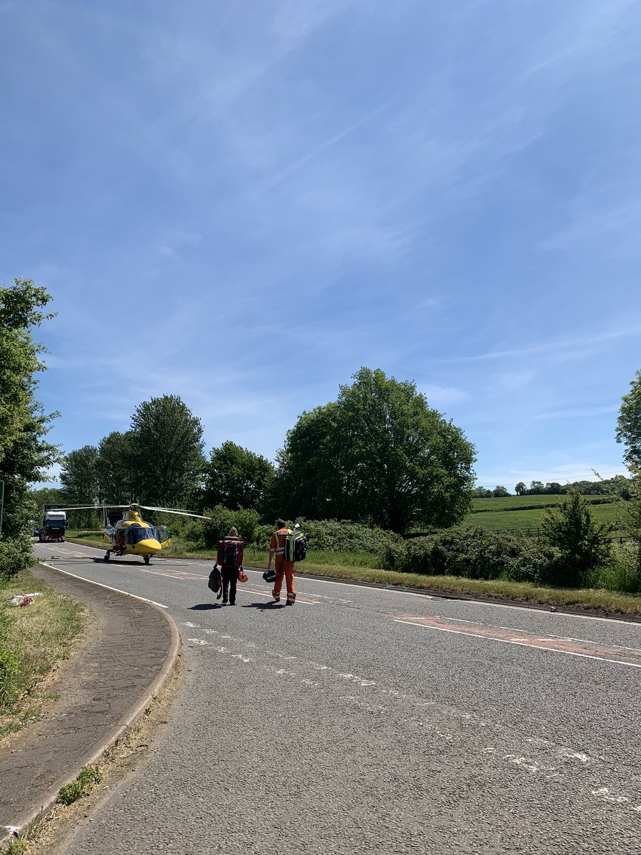 Working alongside #themounts #moulton @NorthantsPolice @EMASNHSTrust and @WNDLRAirAmb to successfully resolve an incident this morning #jointworking #teamwork