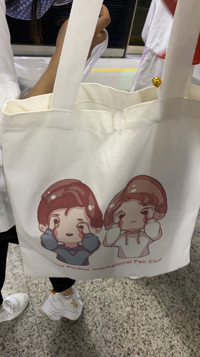 echoloveps1314's tweet photo. Wish you happy every day   
ขอให้คุณมีความสุขทุกๆวัน🖤❤
cr.logo-PerthSaintChinese
#Trigon520toPerthSaint https://t.co/4o7oRjc8gV