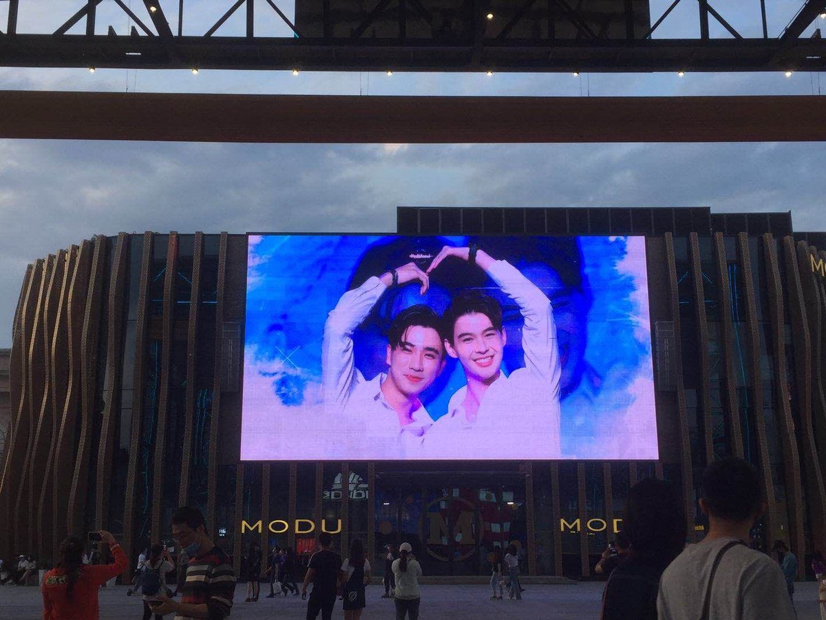 Kelseychen8877's tweet photo. I miss you, not that I miss you today, but I miss you every day.🖤❤️🥰
cr.owner-PerthSaint Chinese 
 #Trigon520toPerthSaint https://t.co/C27GhTOU6a