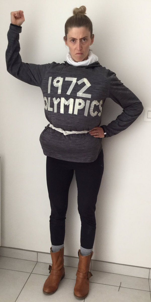 EarthtoE's tweet photo. It’s virtual #RoaldDahl camp this week for Grade 3, so I dusted off my hammer and put together an Olympic level workout from the oh so lovely Miss Trunchbull 💪🏼#PEatHome #distancelearning #ThisisISB @IntSchBrussels @isb_es https://t.co/S3j2uxFbFK