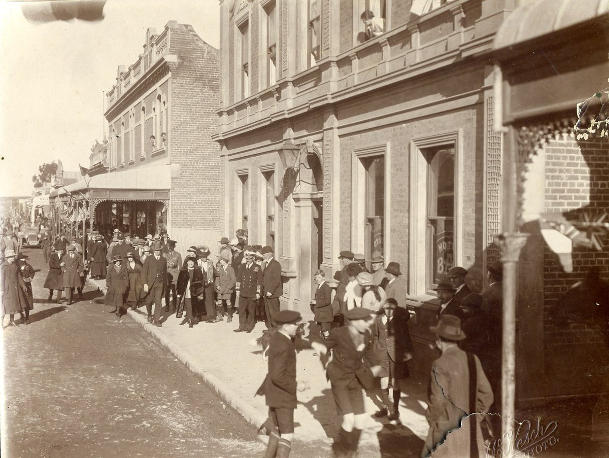 And yet another photodocumentary of Main Street scenes & businesses in Otautau, pre & post Covid: 1. The 2nd Otautau Hotel opened 1875, photographed during 1906 flood, CC 0; 2. The 3rd Otautau Hotel 1921, CC 0; 3. The 4th Otautau Hotel 1991, CC BY; 4. Otautau Hotel 13/5/20, CC BY