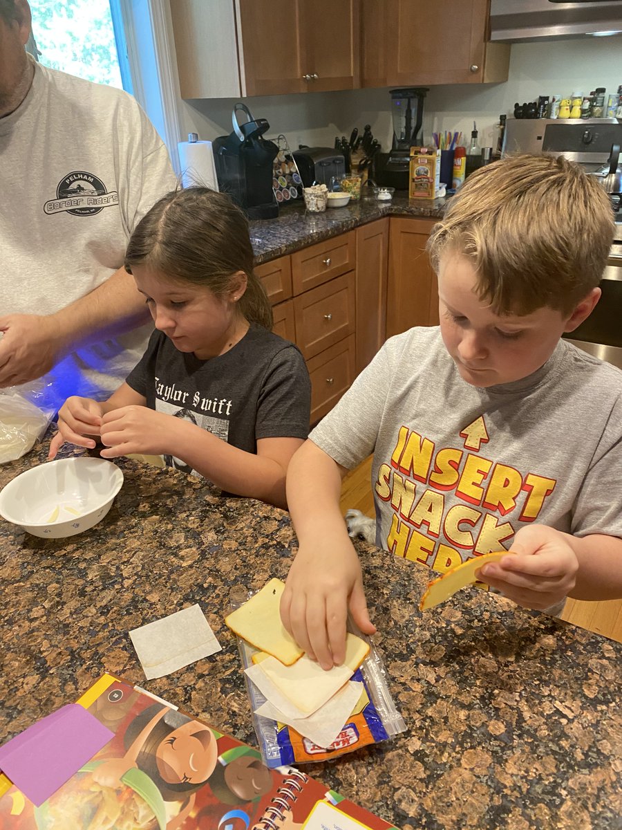 PES_Library's tweet photo. Having some fun in the kitchen during Covid 19 🙌
Working on cooking, organizational, and reading skills.  So Awes☀️me!! https://t.co/WPXKY96azW