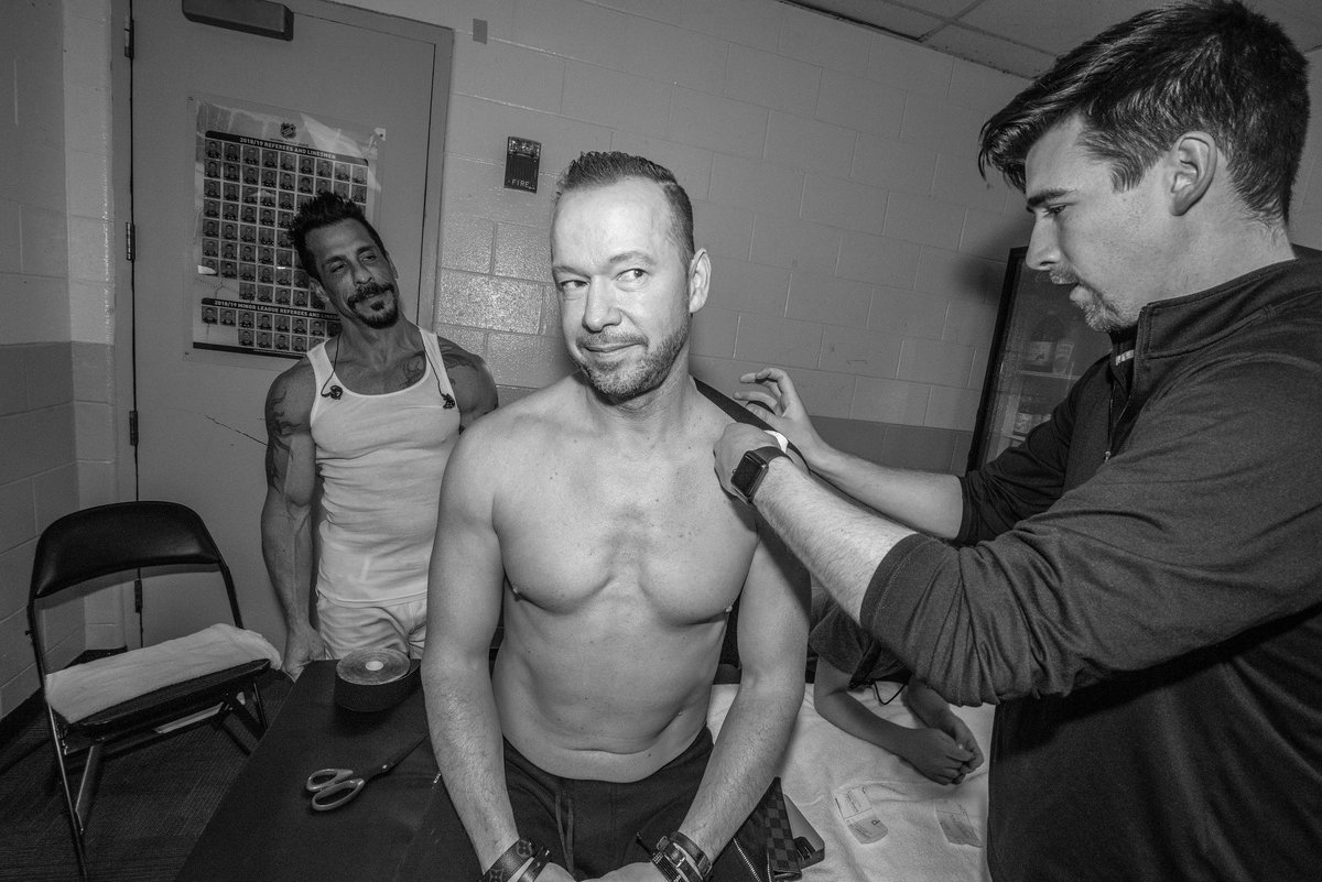 RVReiff's tweet photo. 1 year ago May 20 Elliott Reiff, DPT, ATC, LAT flew to El Paso to join the @NKOTB Tour.  Traveled the USA. It was an incredible experience with high character people. https://t.co/c2vkrbDGQC