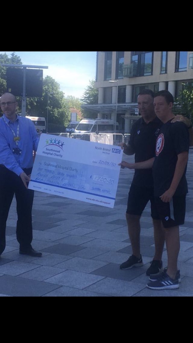 Delighted to hand over Cheque for £1,700 from Jay to the NHS, thanks to everyone who donated 👏👏