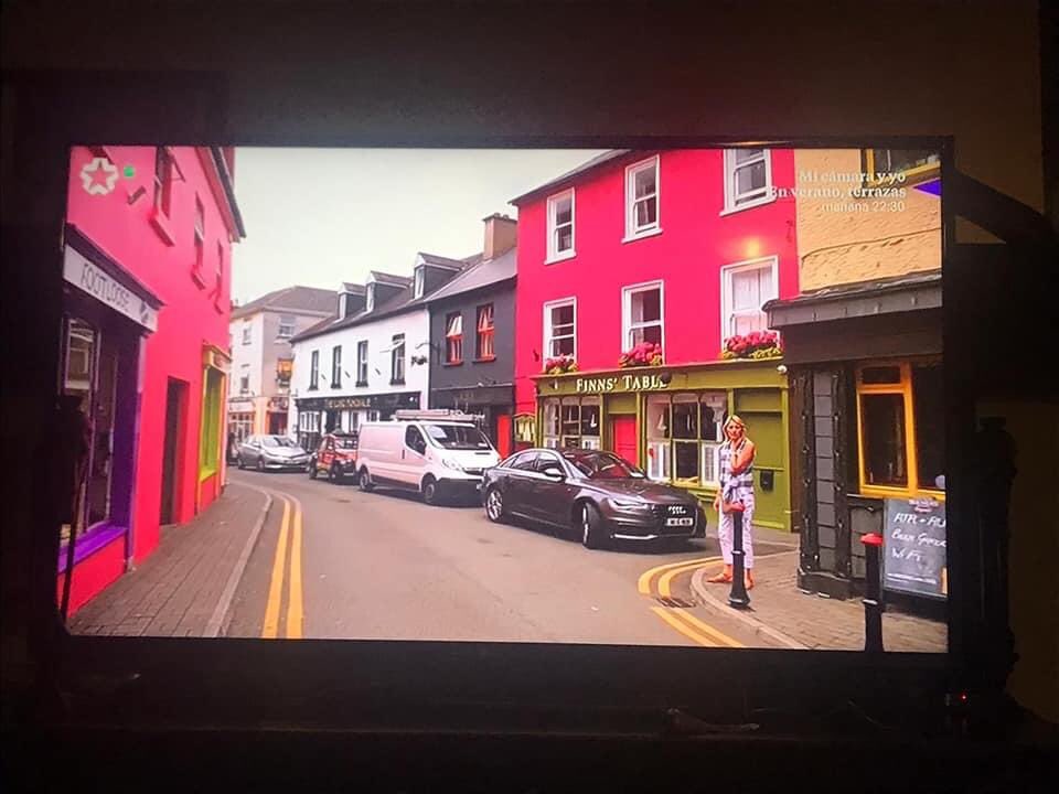 FinnsFarmcut's tweet photo. Look what was showing on Spanish TV last night. They where showing Thailand and south of Ireland.#kinsale #finnstable https://t.co/Ut4RmdMYha