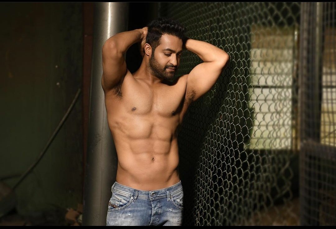 The man who loves his fans more than his family
The man who dedicates himself 100% towards movies
The man who became the true legacy to NANDAMURI family
Always a fan for not only his acting but also for his attitude
#HappyBirthdayTarak
He is also the first example of FAT -> FIT!