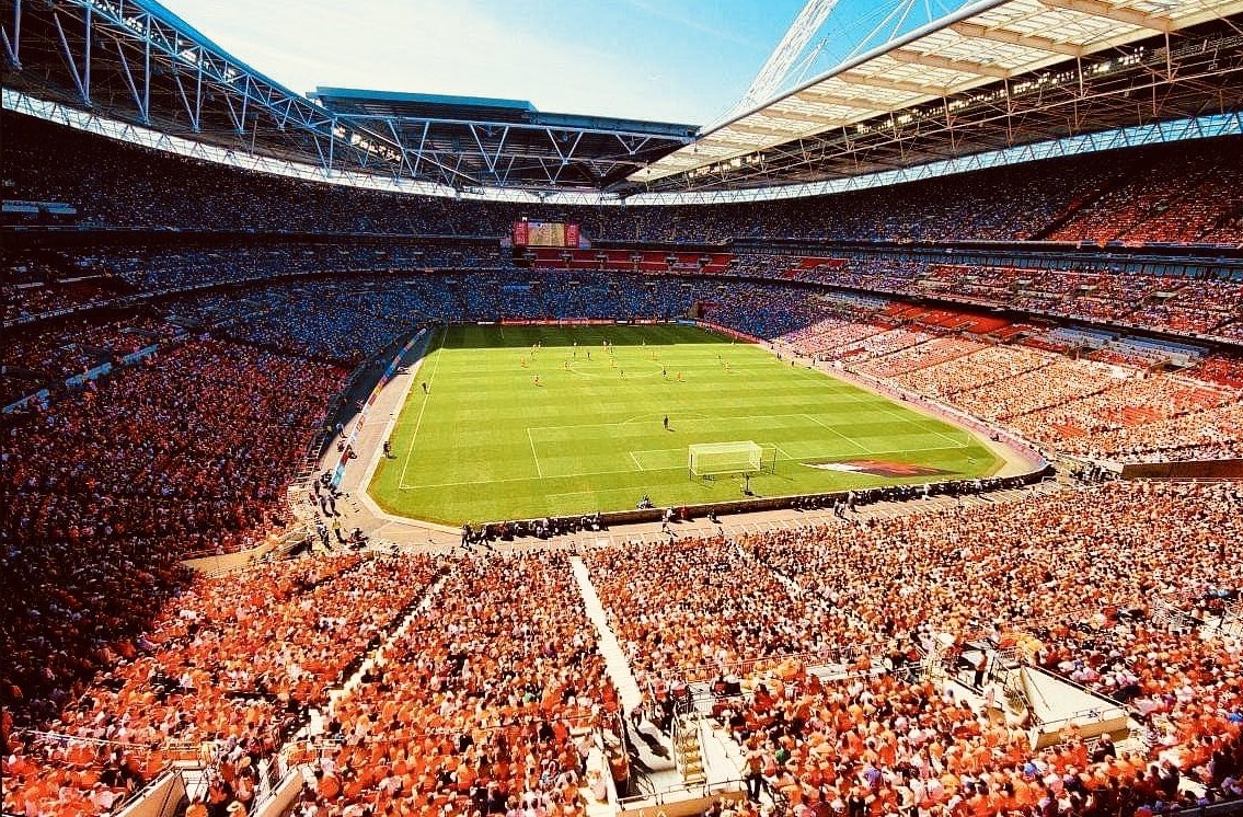 Ten years ago on Friday.  

RT if you were there.

#BFC #Tangerine