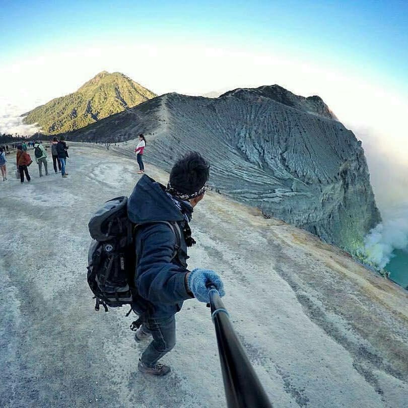 bromojava's tweet photo. https://t.co/lS6Iw6keVc
Wonderful volcano seem from the Ijen Crater rim in the morning around 07.00 AM.
#ijenvolcano #ijencrater #banyuwangi #hiking #volcanoeruption #travel #trekking https://t.co/vmtu8t2N90