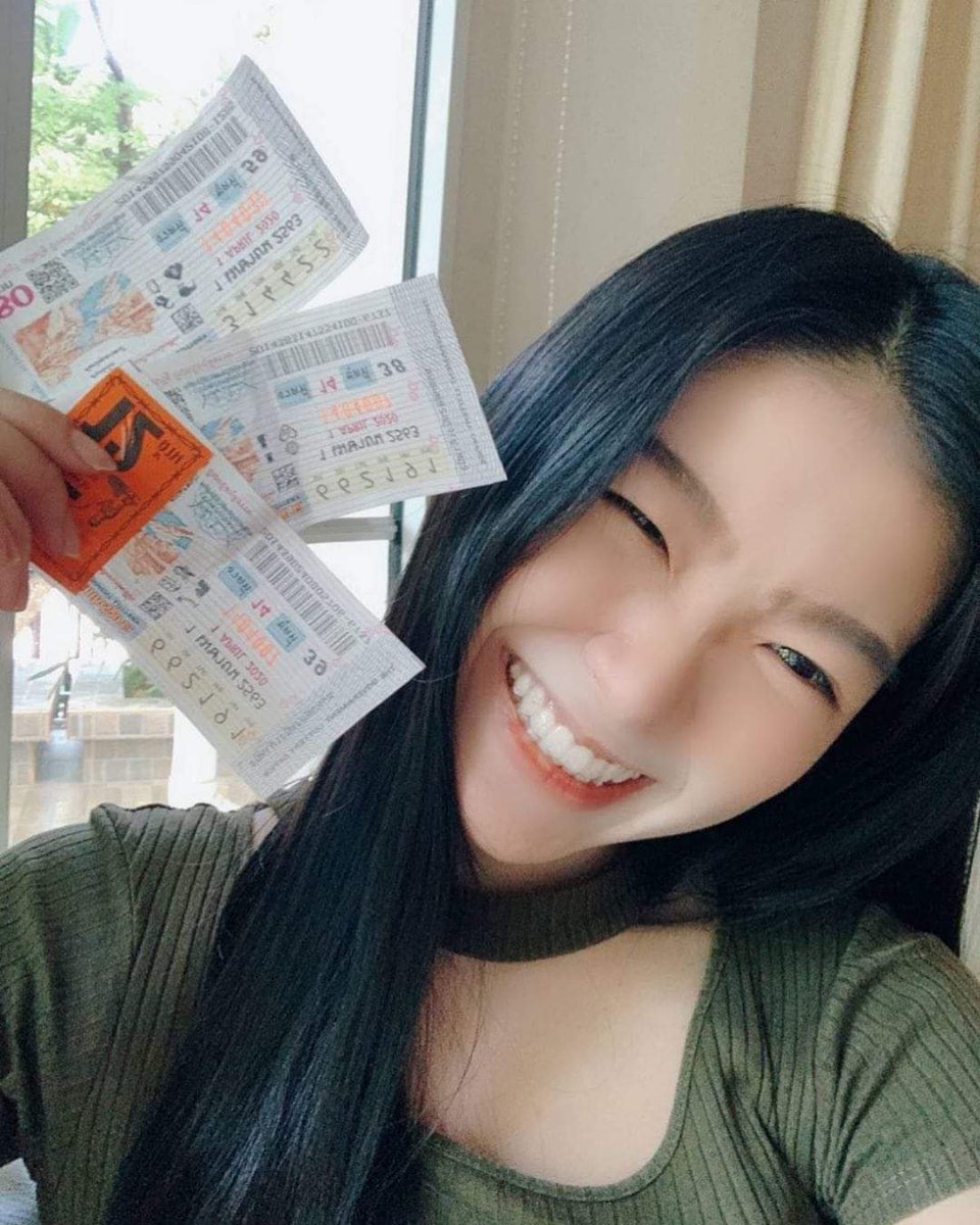 beeyunjae's tweet photo. เลี้ยงด้วยน้าา🤗😁❤️#stangbnk48 #bnk48 #MeStang #ยิ้มตาหยี #สุขใดก็ไม่เท่าล้วงกระเป๋าแล้วเจอสตางค์

https://t.co/FZBgBbVjy7

🌜ติดตามสตางค์ได้ที่🐷
FB:https://t.co/MgXHea0Cgp
IG:https://t.co/LcrvxIp9VI

"ME​ STANG​" 
https://t.co/nH8IMpWcBR https://t.co/yxUu1kbXvn