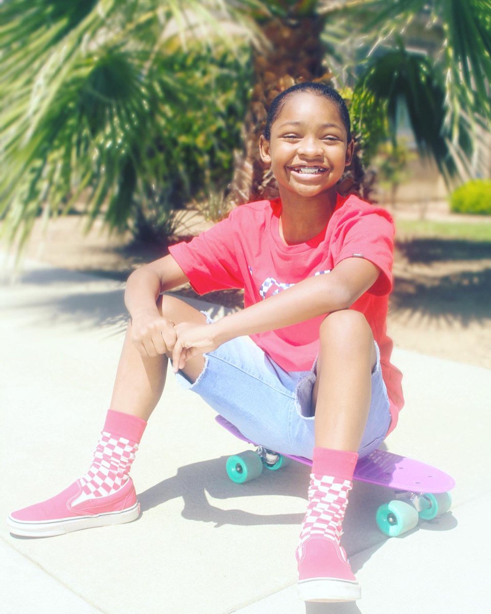 #internationalredsneakersday <a href="/oakley_red/">Red Sneakers for Oakley</a>