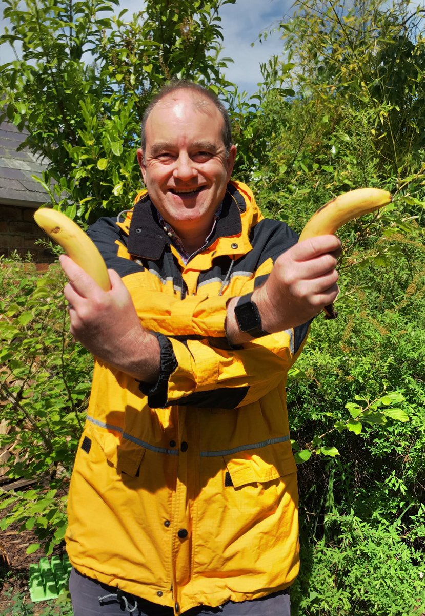 renewableexpert's tweet photo. Today it’s #yellow #rainbowweek2020 @threesixtyarch https://t.co/u85uKgJYzr