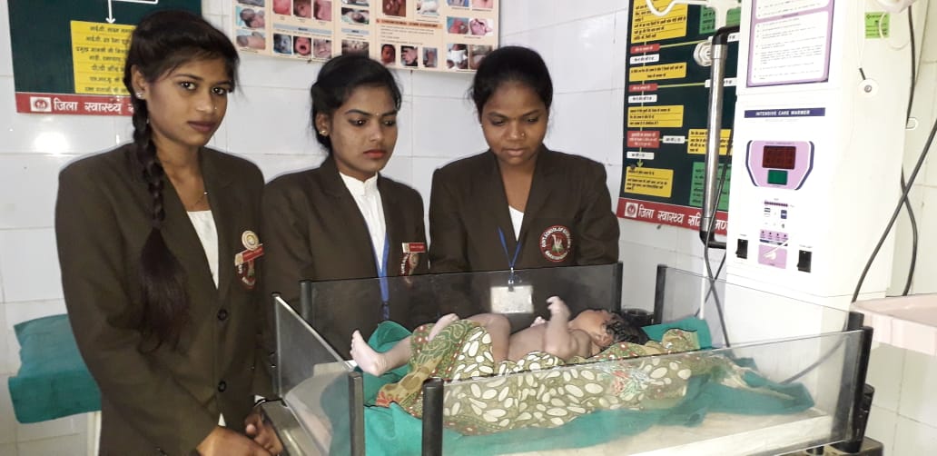 BABLEINDIA's tweet image. #throwback
Our #NSQF team in Madhya Pradesh organized On the Job Training program for the students to equip them with hands-on exposure in the health sector.
@schooledump 
@SamagraShiksha 
@MSDESkillIndia 
@NSDCINDIA 
@Ved11