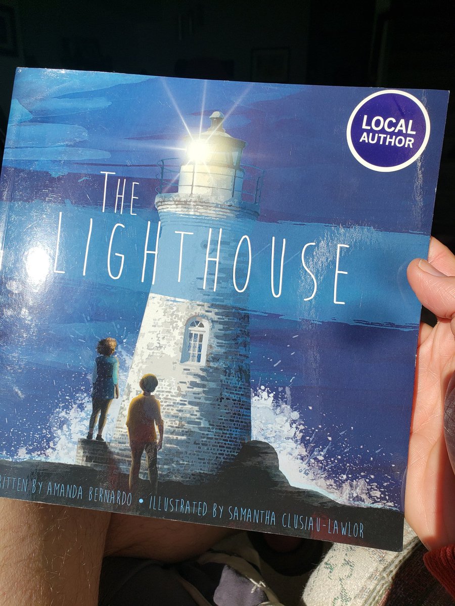 Wow!!!!! I LOVE this book!!! <a href="/AmandaBernardo/">Amanda Bernardo</a> and Samantha Clusiau-Lawlor
😃🙏🇨🇦
#TheLighthouse