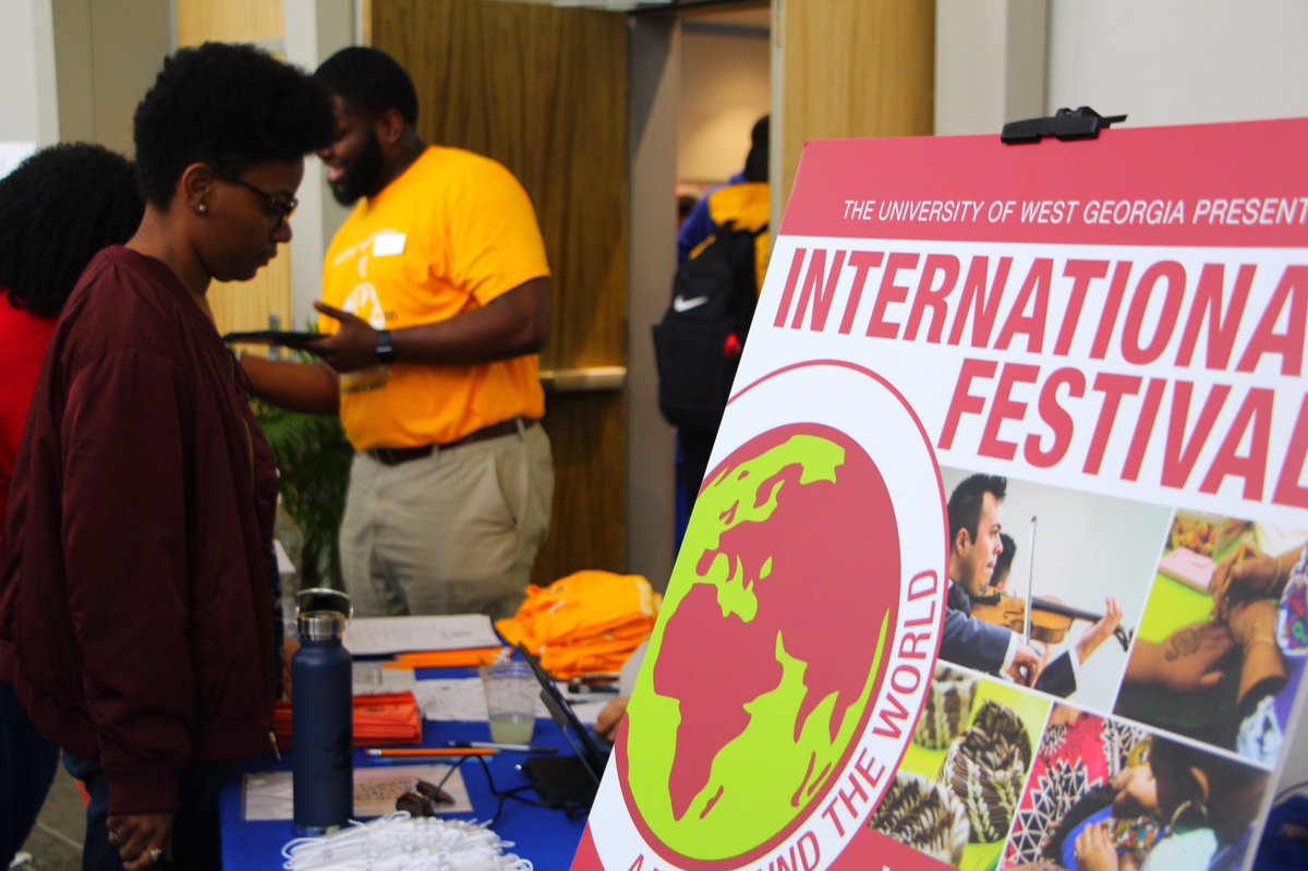 UWG_CDI's tweet photo. Reminiscing on one of our favorite events of spring semester... INTERNATIONAL FESTIVAL 💭☺️ https://t.co/bDsnTDxUhT