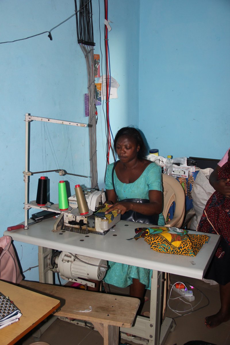 <a href="/solergie/">Solergie NV</a> stimulates and helps enterprising villagers in Africa to start up their local business.  Gloria was able to set up a succeful sewing workshop with 6 employees.
The Solergie #nanogrid provides the necessary 220V electricity for her business. solergie.org/en/cases/