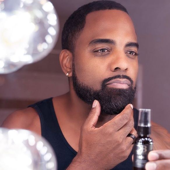 ShopKandiKoated's tweet photo. A Perfect Gift For A Special Dad In Your Life!! #Beardoil  #fathersdaygifts #giftsfordad #kandikoatedconsultant7895 #kandi #smallbusiness #supportsmall #Groomingbeard #beards #beardcare #1beardoil #sexybeard #menwithbeards #forhim #crueltyfree https://t.co/7FV4kOosMs