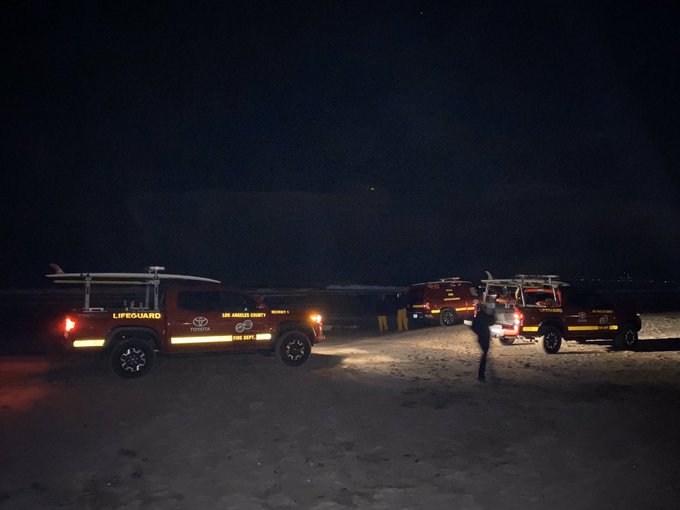 View image on Twitter