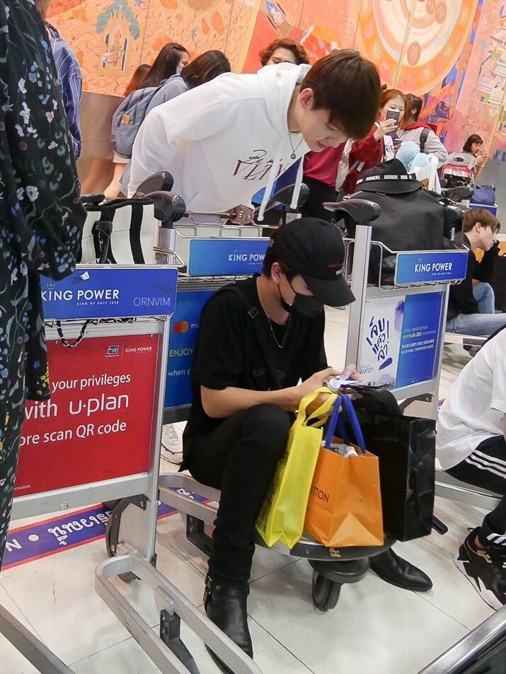 pinson44905789's tweet photo. Love you, but can not with you together, this is a pain; so you do not know the outcome, this is a kind of helpless; for now to have you, for life can together with you.
#Trigon520toPerthSaint https://t.co/d31QBGoIOu