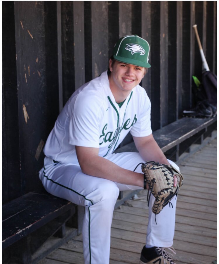 BaseballZville's tweet photo. 2020 Senior Spotlight-Eli Bell

Eli Bell
Pos - Catcher
Parents - Susie and Bill
College - DePauw
Major - Economics
Fav Memory - Hitting go ahead HR against Fishers. 

“This not how I imagined my Sr year but thank you to my teammates for making these the best 4 years. https://t.co/VXNYJNCBvi