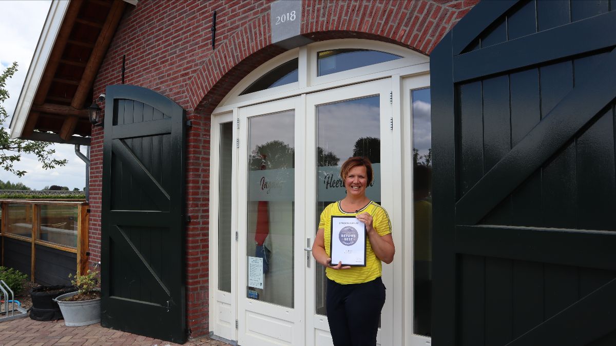 De nieuwste Betuws Best #partnernieuwsbrief is weer verzonden. Met dit keer uitreiking certificaten nieuwe partners, de #BetuwsBest webshop en de #fietsroutekaart. Lees hem hier nog eens na - mailchi.mp/betuwsbest/par…