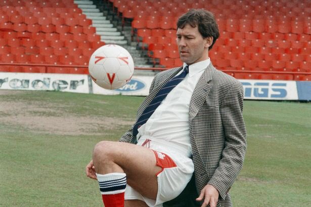 Second_Balls's tweet photo. Bryan Robson has been voted the best player-manager of all time by @FourFourTwo. He celebrated by breaking lockdown rules and holding a party with close family and friends. No social distancing rules applied. https://t.co/zRcnAt7C9h