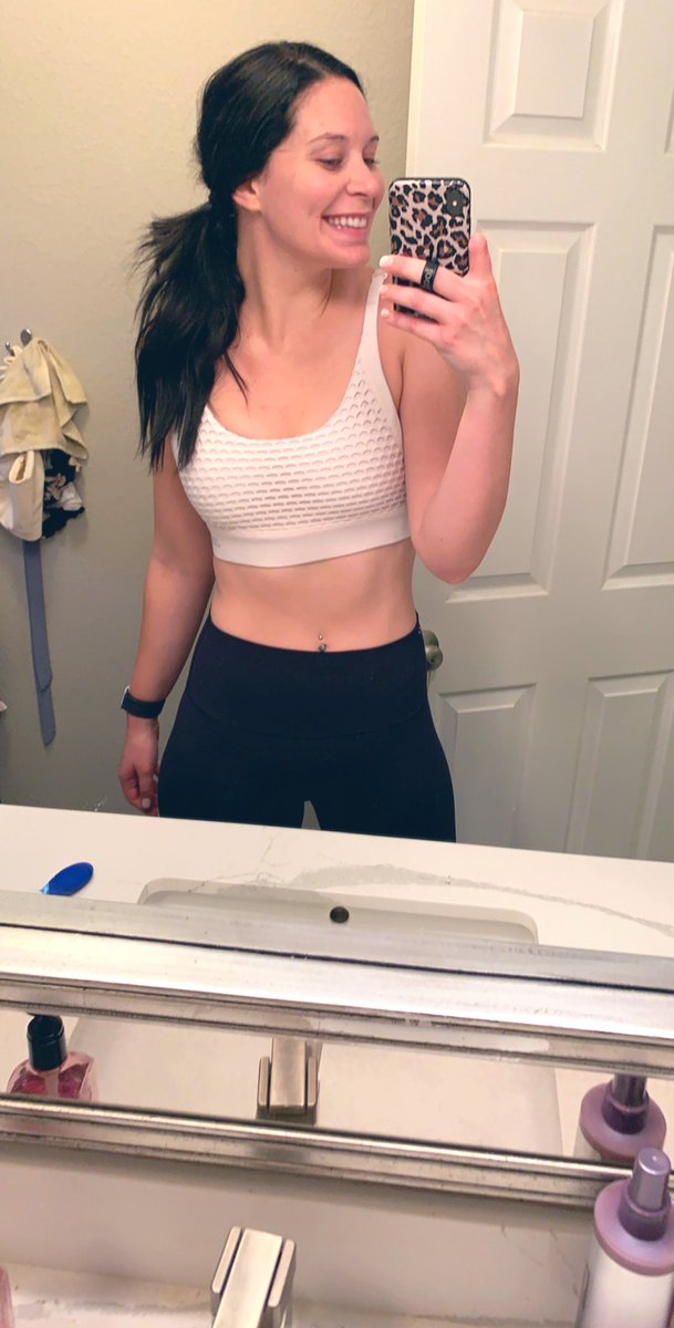 telly80's tweet photo. I went to the gym this morning.. IM SO HAPPY. https://t.co/fZLHnmvcer
