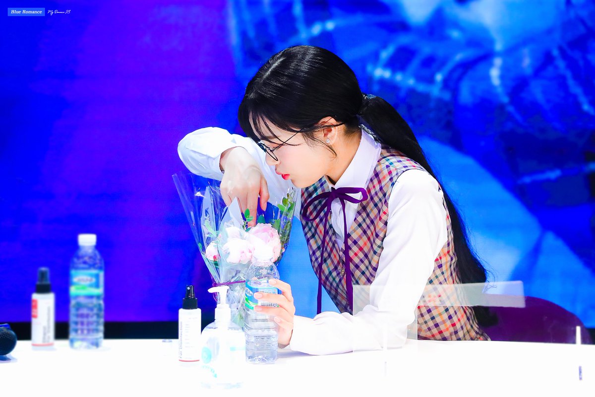 200517 #지수

🐱 bit.ly/2zTD0hM
🐱 bit.ly/3cPbmB5
🐱 bit.ly/3cRsWo0
🐱 bit.ly/2ZnhqNw

#버스터즈 #BUSTERS #정지수 #JISOO 
<a href="/Busters_idol/">BUSTERS(버스터즈)</a>