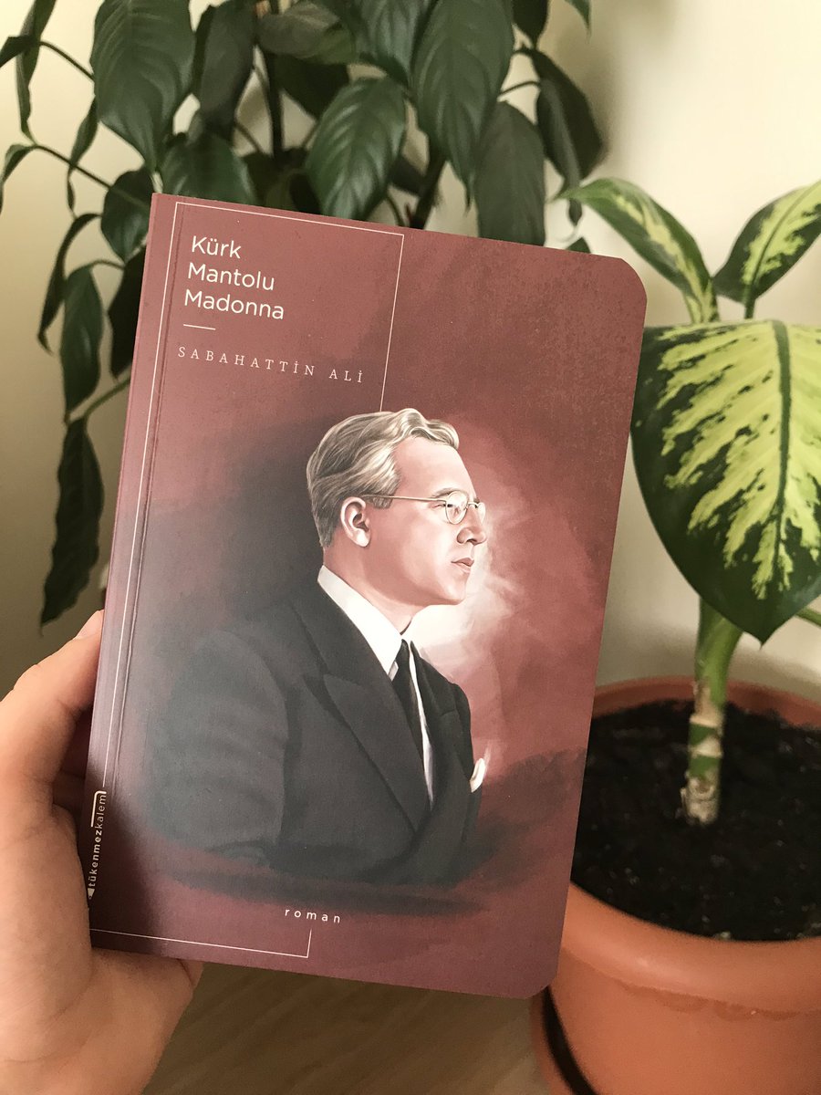 Nasıl oluyor da bir insan diğer bir insanı bu kadar çok mesut edebiliyor ?

#kürkmantolumadonna
#SabahattinAli #kitapokuyalım #kitap