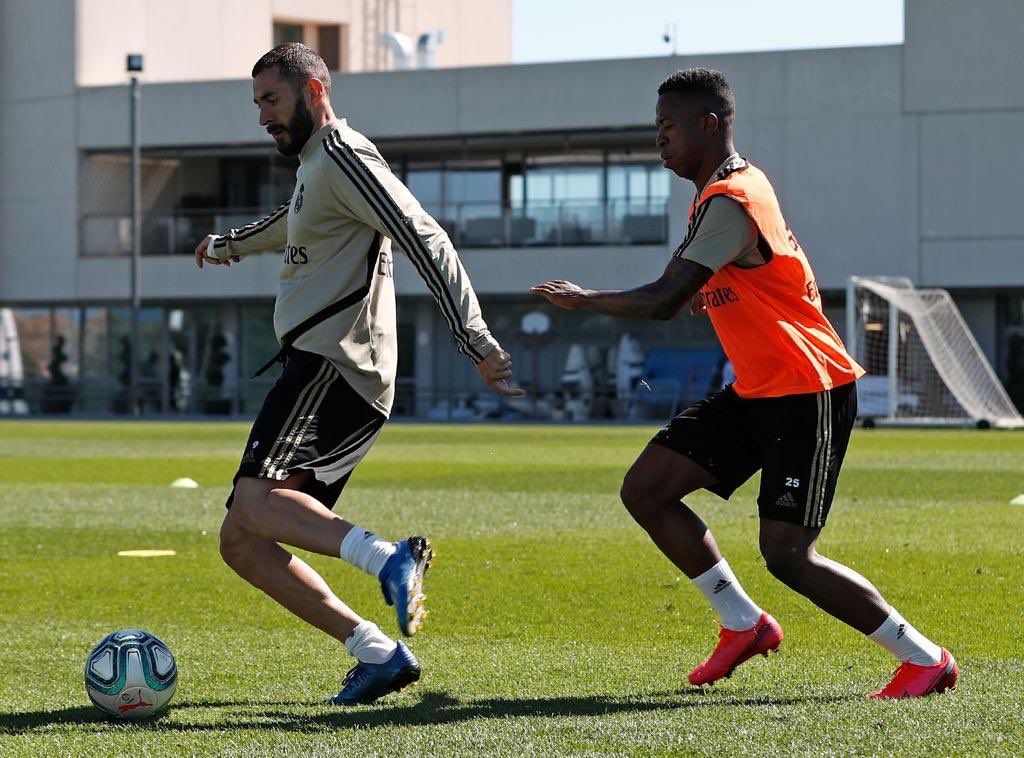 Karim Benzema tweet media