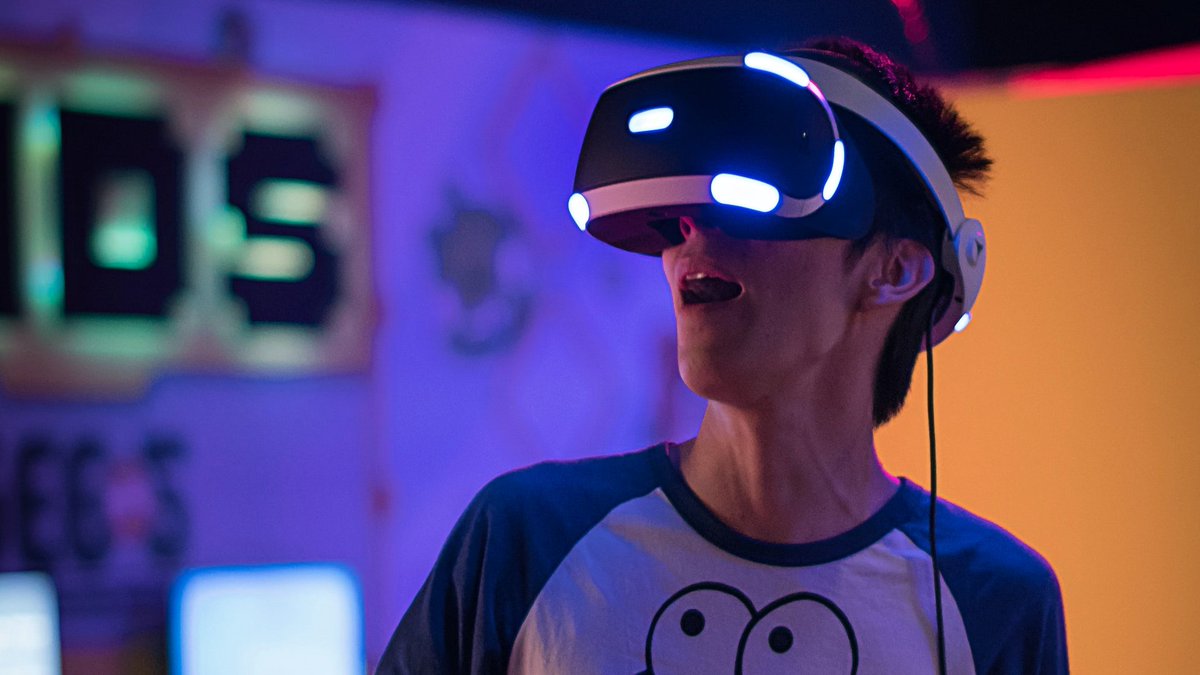 IEEE Digital Reality (@ieeedigitalreal) on Twitter photo In 5 - 10 years, where will #gaming be? <a href="/JeewikaR/">Jeewika Ranaweera</a> says it would be nice to see #AI characters capable of interacting with players based on #EmotionalIntelligence. She also notes #VR will become more social, leading to #VirtualReality-based MMOs. #IEEELearn #IEEEGaming In 5 - 10 years, where will #gaming be? <a href="/JeewikaR/">Jeewika Ranaweera</a> says it would be nice to see #AI characters capable of interacting with players based on #EmotionalIntelligence. She also notes #VR will become more social, leading to #VirtualReality-based MMOs. #IEEELearn #IEEEGaming