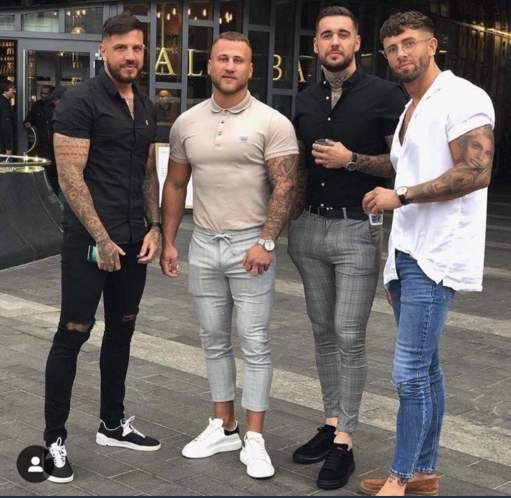 CharlieButcher_'s tweet photo. Seeing this picture getting tweeted a lot slating these bad. Fair enough their style ain’t my cup of tea but to publicly belittle them is mad. Swear it’s you lot always tweeting be kind to everyone and say nice things when a celeb tops themselves from trolling though.... https://t.co/zrNU0YZz8h
