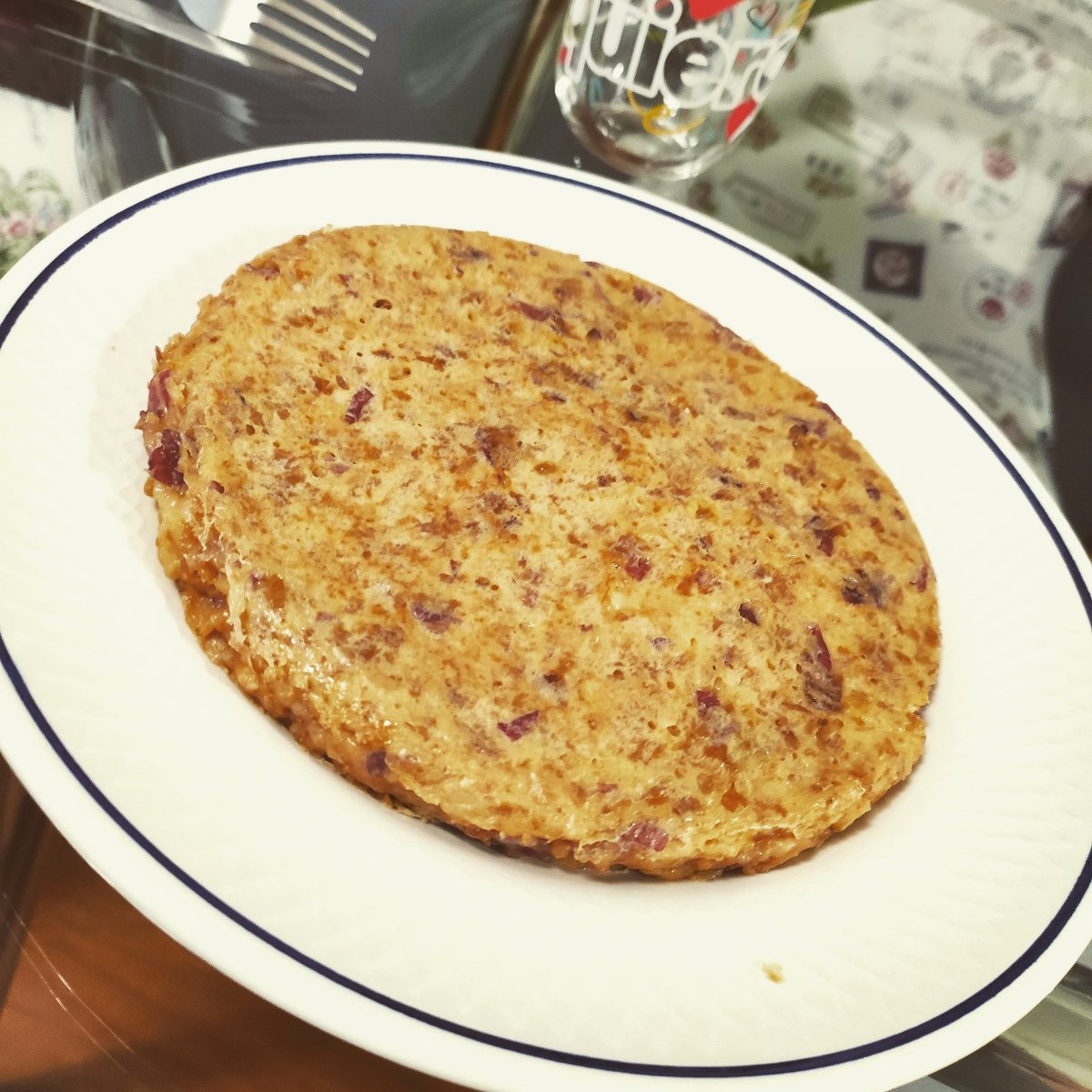 CulpablesG's tweet photo. Os dejamos el enlace de la #receta de tortilla de croassant y jamon, #rica #merienda o cena que encontramos en @LesTruites

#follow #ganasdecocinar #cocinadivertida

Vosotros también caeréis en la #gula.

https://t.co/V2aO9UBr0Y https://t.co/J0r9toWkWf
