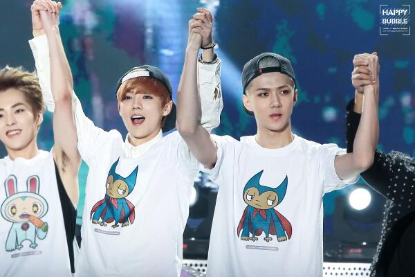 ZAIDSELU's tweet photo. ถอดแหวน เพื่อที่จะได้จับมือกันได้เต็มที่และจะไม่ทำให้เขาเจ็บ
(´;ω;`) #520HunHan https://t.co/5b3gIEqZ3x