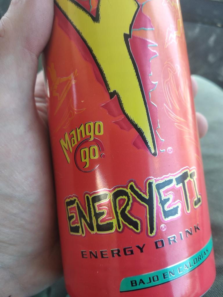 Garma26's tweet photo. @Eneryeti_drink Ya lo echaba de menos, gracias a que ya vuelven a abrir las tiendas he recuperado este antiguo vicio, es que esta buenísimo!! 😍 https://t.co/gbnhNEicXG