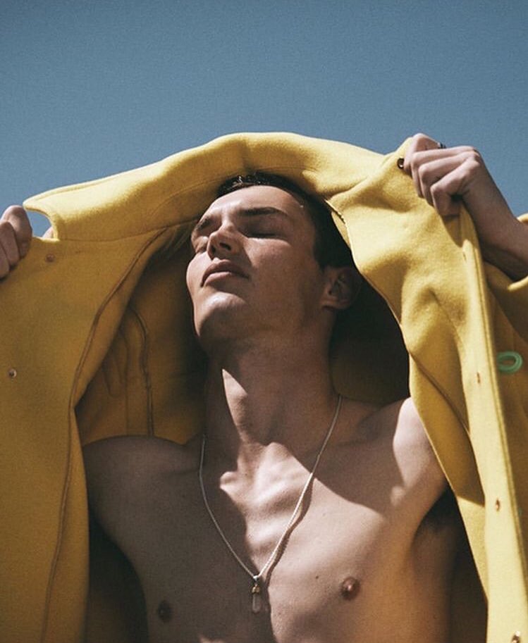 its_gxston's tweet photo. #LionsLegacy

— and it was all yellow. https://t.co/zhhcC8ixe6