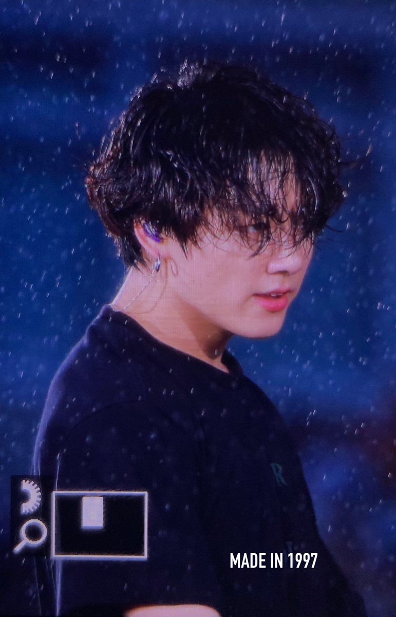 ThaoCookies's tweet photo. Tôi chỉ đang bảo vệ thanh xuân tươi đẹp của mình #JUNGKOOOK @BTS_twt 

Jungkook perfect
Jungkook we love you 
Jungkook handsome
Jungkook legend
Jungkook euphoria
Jungkook prince
Jungkook bts 
Jungkook born singer
Jungkook bunny
Jungkook beautiful
Jungkook cover
Jungkook cute https://t.co/11rSBSPNJB