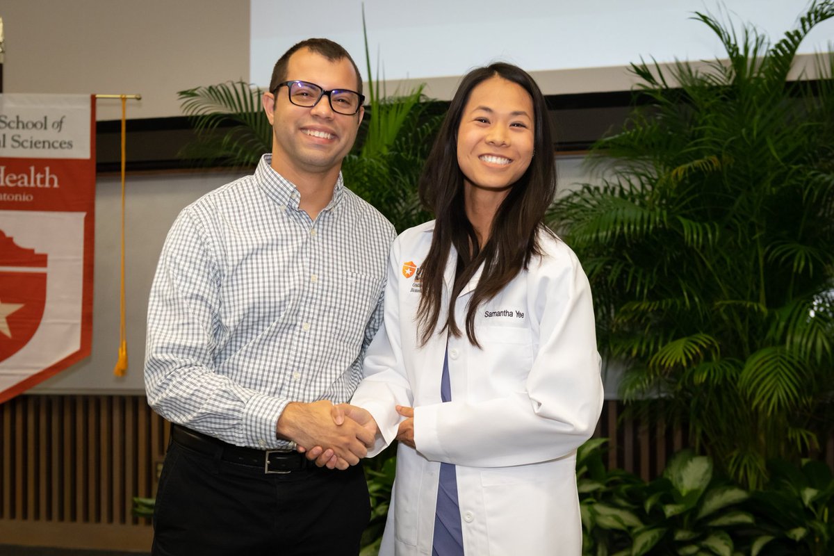 UTHealthSA_GSBS's tweet photo. Graduate student Sam Yee is a dancer, figure skater, athlete and researcher. #womeninstem #scientistsontwitter
 
Read more: https://t.co/N1HgJz7Dwi https://t.co/czjCQZWIR2