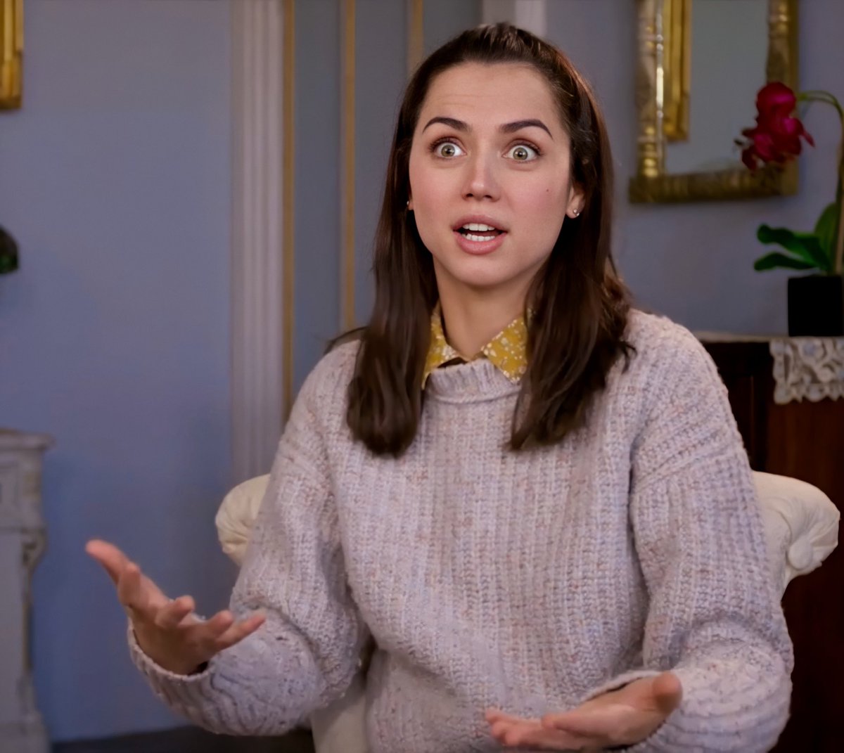 Ana de Armas during her KNIVES OUT on-set interview