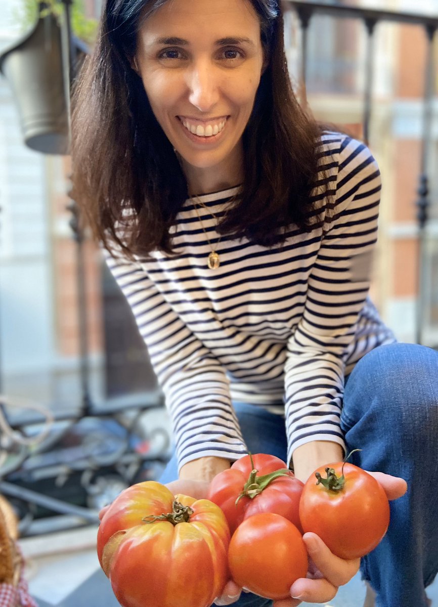 benedettapoletti (@benedettaelle) on Twitter photo Me uno a la campaña #NingúnHogarSinAlimentos de @CaixaBank y <a href="/FundlaCaixa/">Fundación ”la Caixa”</a> a favor de <a href="/fesbal_org/">Federación Española de Bancos de Alimentos-FESBAL</a>. Sube una foto ofreciendo alimento, colabora y reta!
💻 ningunhogarsinalinentos.org
📲 Bizum al 38014
Reto a <a href="/joralcalde/">Jorge Alcalde</a> y a <a href="/j_martialay/">julieta martialay</a>
Bravo por la iniciativa <a href="/RafaelHerrador_/">Rafael Herrador</a> Me uno a la campaña #NingúnHogarSinAlimentos de @CaixaBank y <a href="/FundlaCaixa/">Fundación ”la Caixa”</a> a favor de <a href="/fesbal_org/">Federación Española de Bancos de Alimentos-FESBAL</a>. Sube una foto ofreciendo alimento, colabora y reta!
💻 ningunhogarsinalinentos.org
📲 Bizum al 38014
Reto a <a href="/joralcalde/">Jorge Alcalde</a> y a <a href="/j_martialay/">julieta martialay</a>
Bravo por la iniciativa <a href="/RafaelHerrador_/">Rafael Herrador</a>