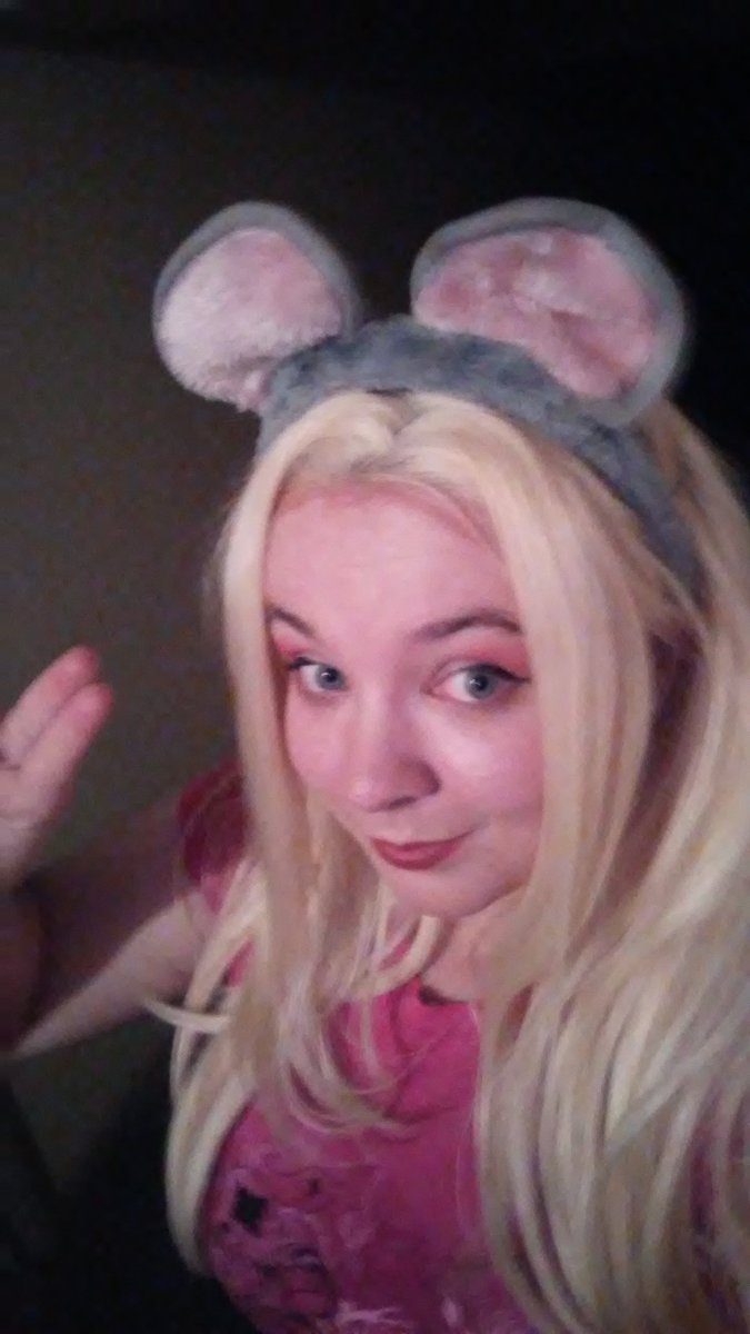 Shannon C tweet media