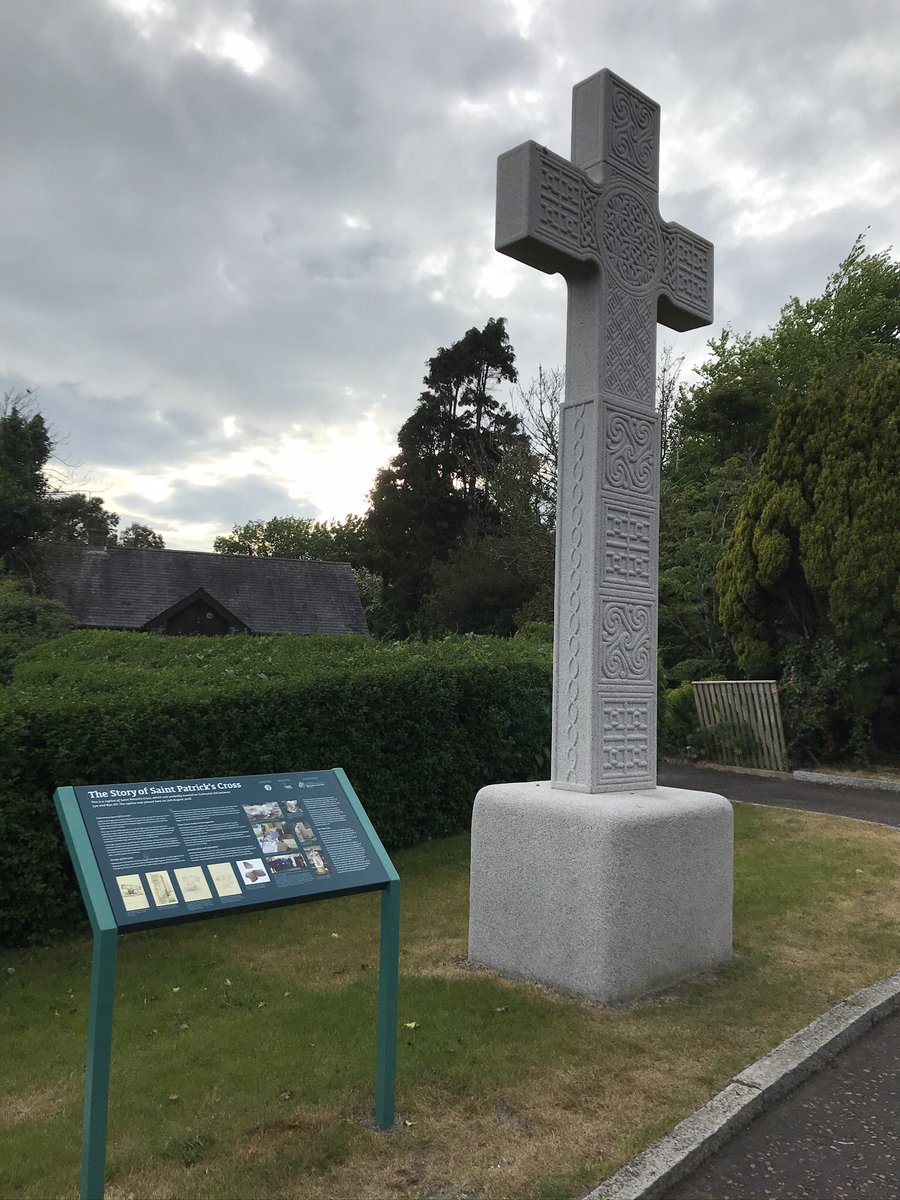 AquinasFandN's tweet photo. @ADGSMentalHeal1 appreciating what��s on our doorstep #Stpatricksgrave #downpatrick #adgsmhw https://t.co/TJ9Vz3aM2D