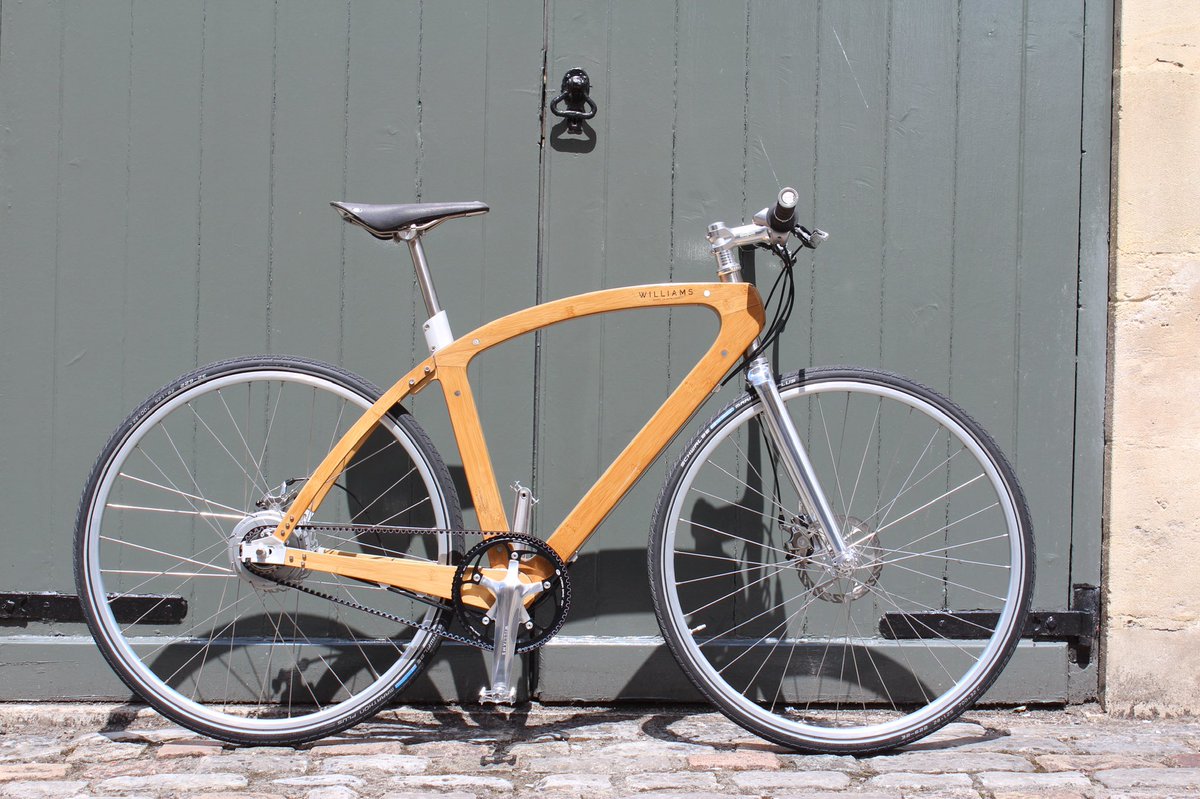 guapa_co's tweet photo. @jellymalin @VoltBikesUK What about one of ours? Beautiful and prob one of the most sustainable around... bamboo and flax. Oh and made in UK 🇬🇧 https://t.co/du4Yym6Y9q