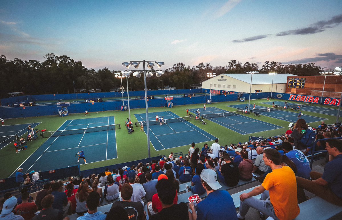 GatorsMTN's tweet photo. Missing these 𝙫𝙞𝙚𝙬𝙨 

#GatorWayBestWay | #GoGators 🐊🎾 https://t.co/dWTPYaAqdJ